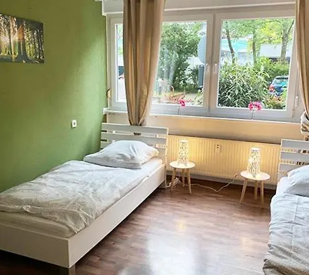 Workers Bensberg דירה *