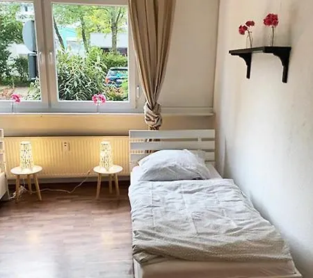 Workers Bensberg דירה ברגיש גלאדבך